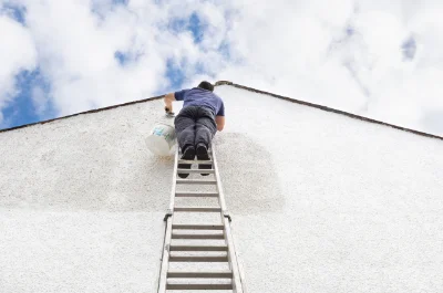 Peinture extérieure à Alzi — façades et ravalement